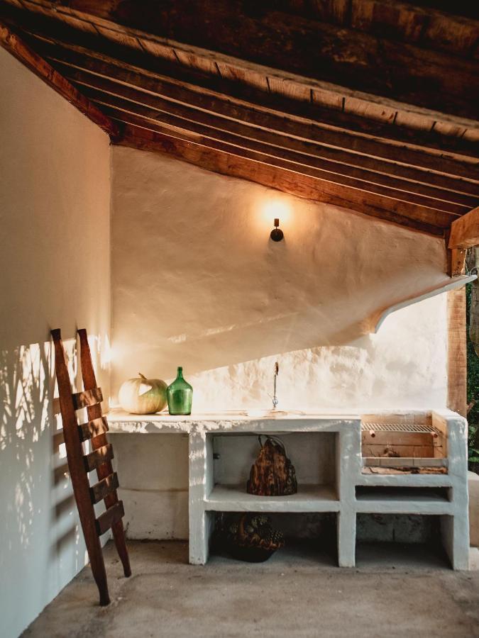 Epicos House, Your Home Away From Home. Nogueira  Ngoại thất bức ảnh