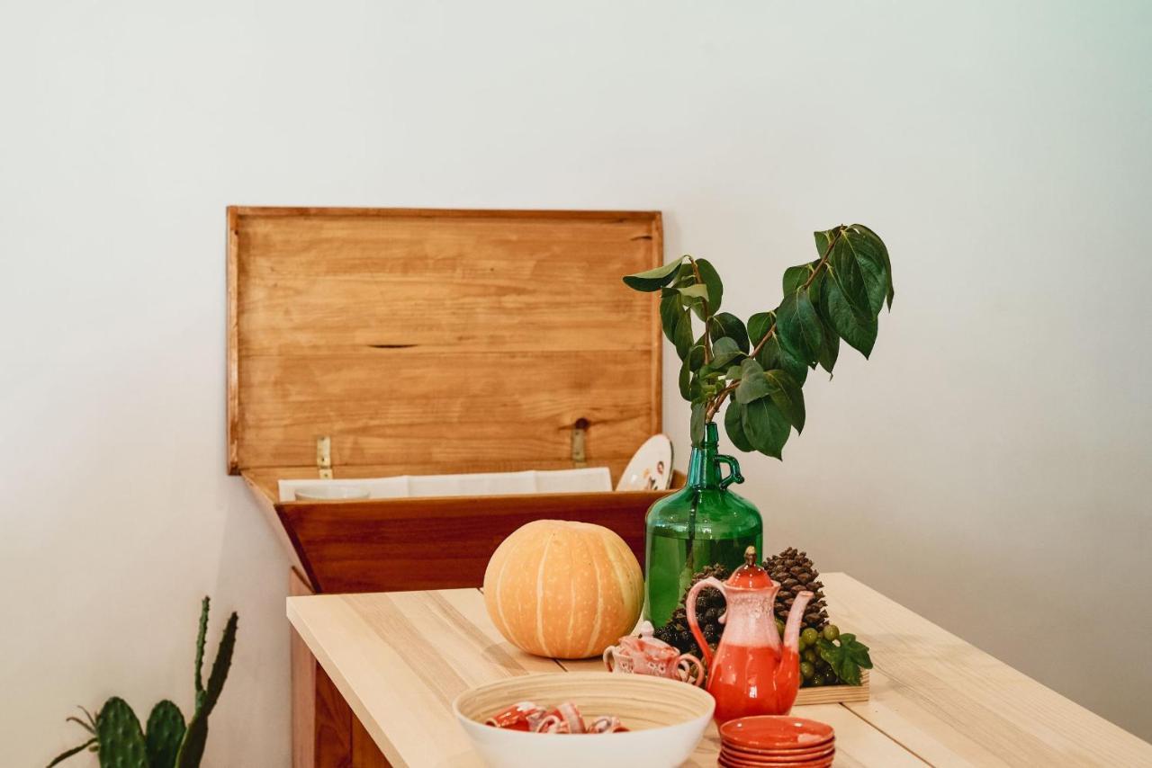 Epicos House, Your Home Away From Home. Nogueira  Ngoại thất bức ảnh